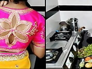 Boss Ne Apni Big Tits Secretory Bhabhi Ko Hotel Me Chodam Chodai Huyi